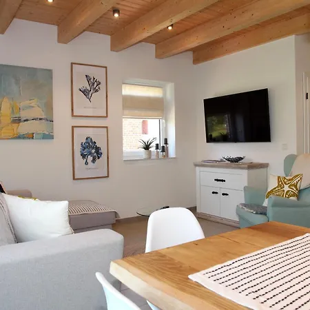 Huus Fernleaf Casa vacanze